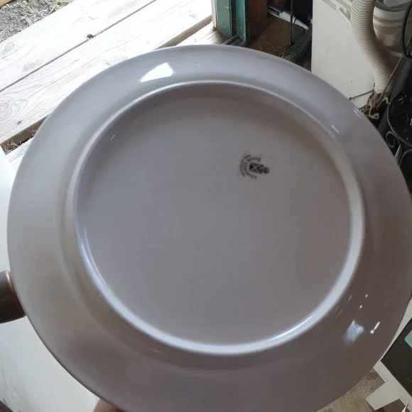 Vintage floral cake serving plates 3 piece set - Picture 8 of 13